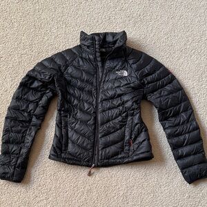 The North Face Thunder Summit Series XS Black Jacket